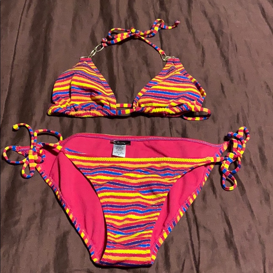 Women’s String Bikini. Euc!
